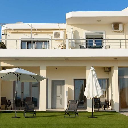 Coral Sea Apartment Kokkinos Pyrgos Exterior foto